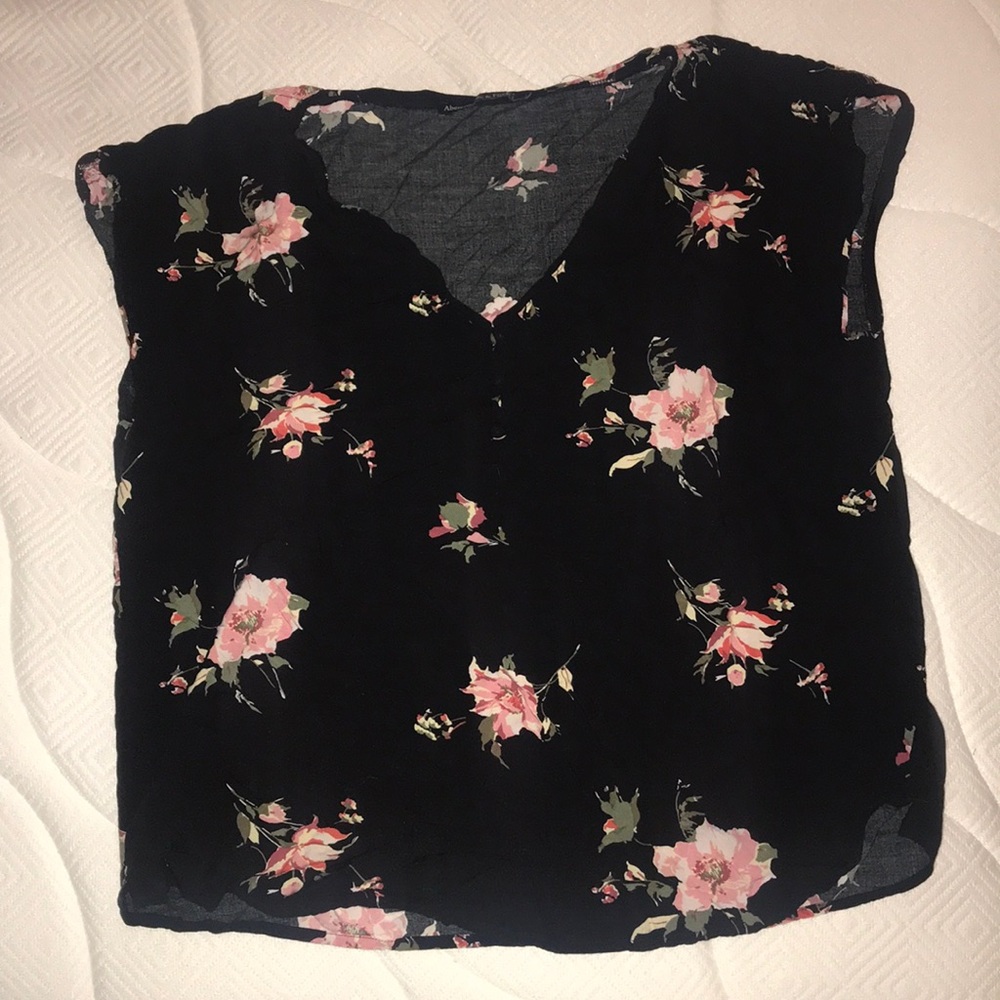 Flowy floral blouse